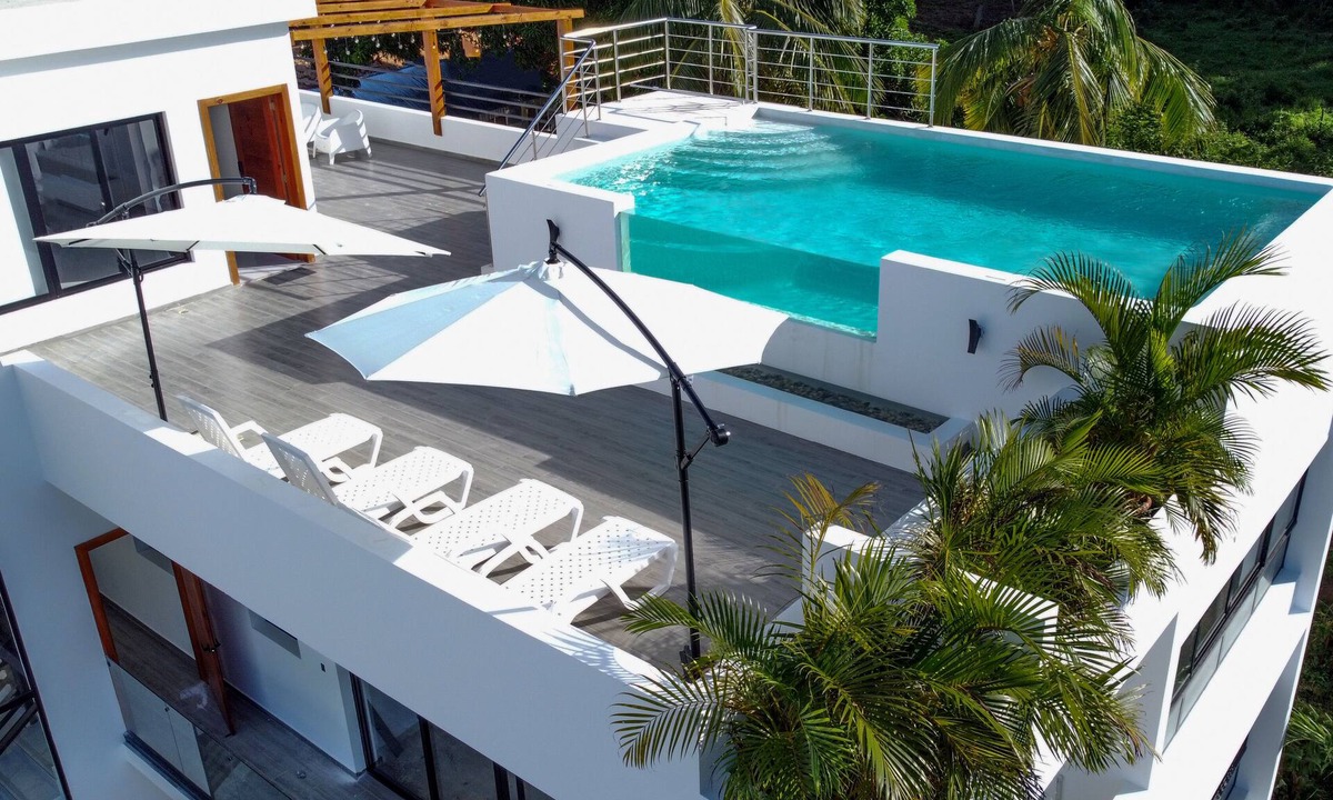 La Ceiba House | PRIVATE JACUZZI WITH TROPICAL PATIO 1C
