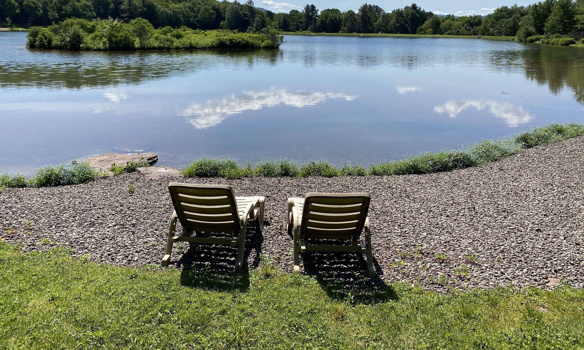 South Kortright Cabin | PRIVATE Lakefront Catskills Cabin