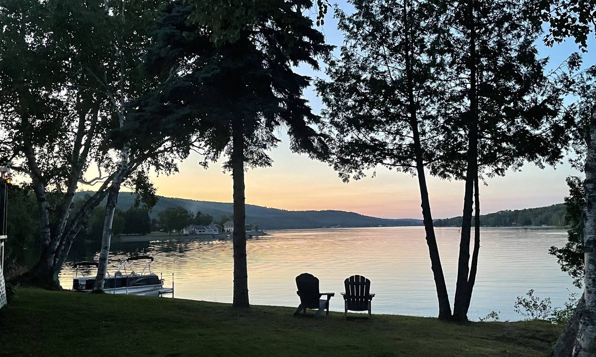 Eagle Lake Cabin | Private Lakefront Cabin
