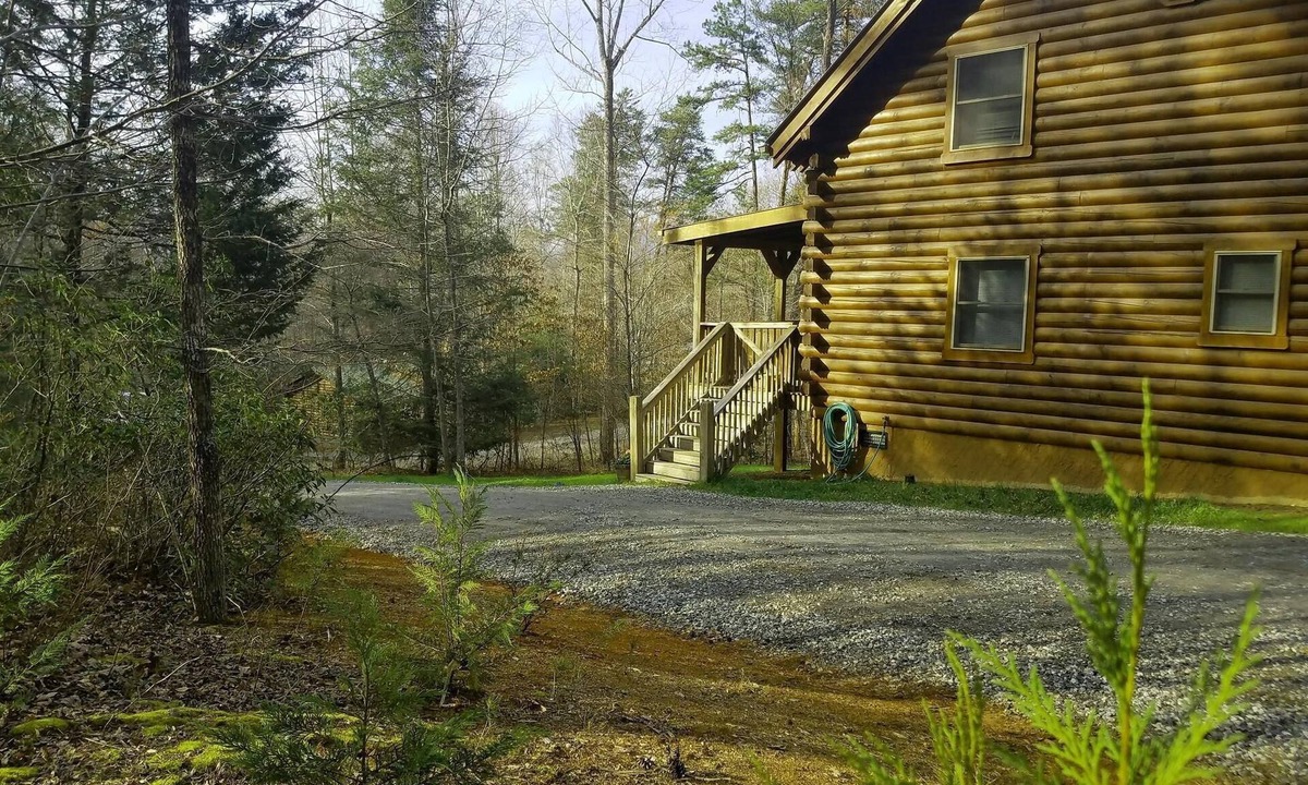 Lake Lure Cabin | Private log home with lake/beach/River/Mountains/HOT TUB/Canoes/Pets.