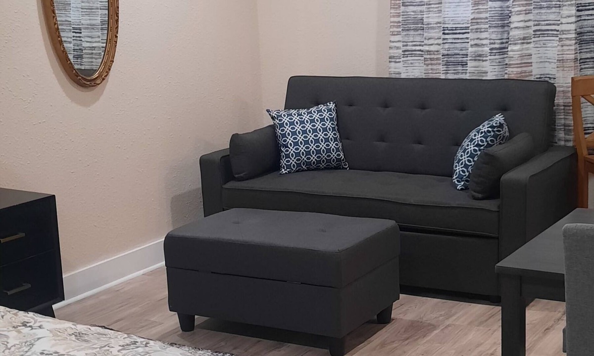 West San Antonio Apartment | Private Luxury Suite: SA Central NW: Loop 410 & Ingram