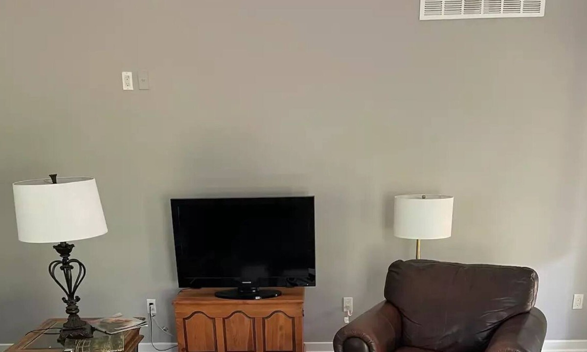 Sewell House | Private Luxury: The Oasis Estate