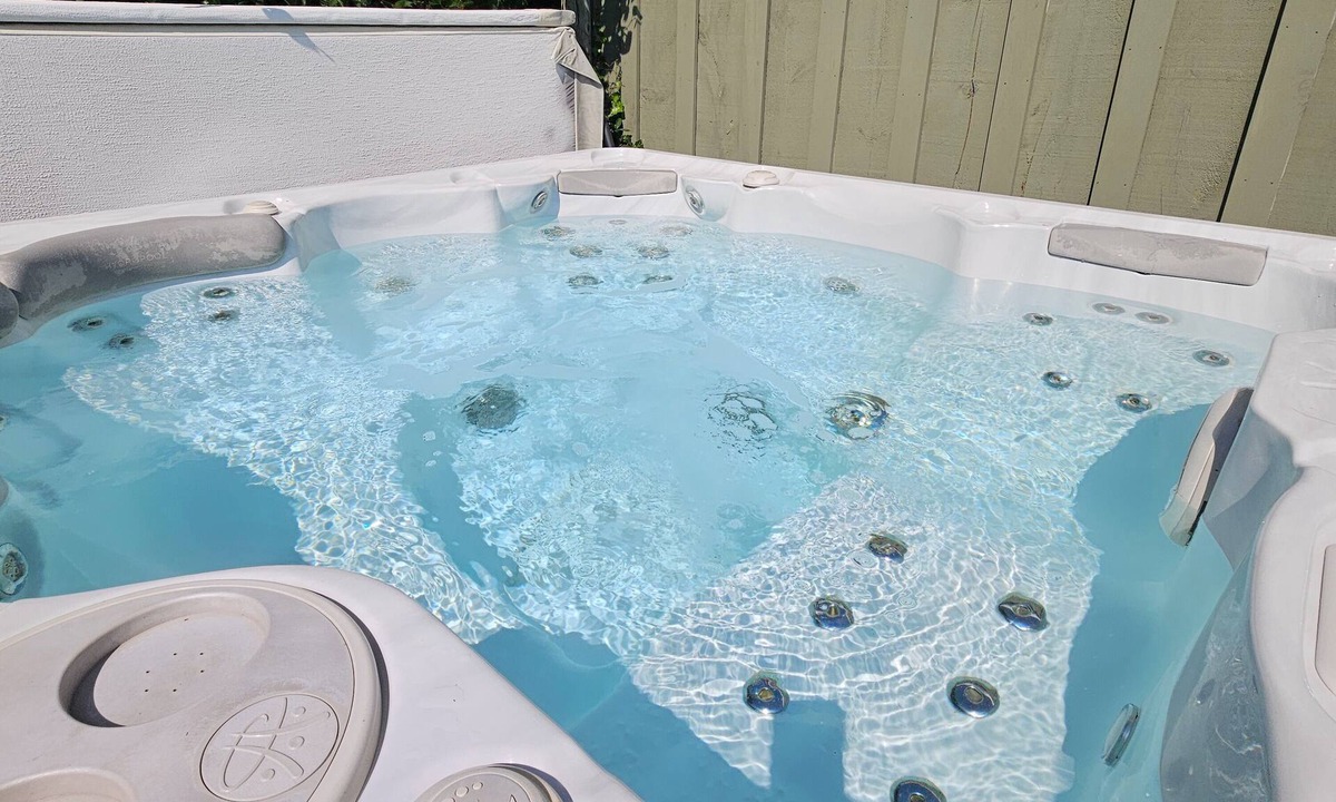 Prospect Bay Apartment | Private, Modern Boho Detached Suite w/Hot Tub