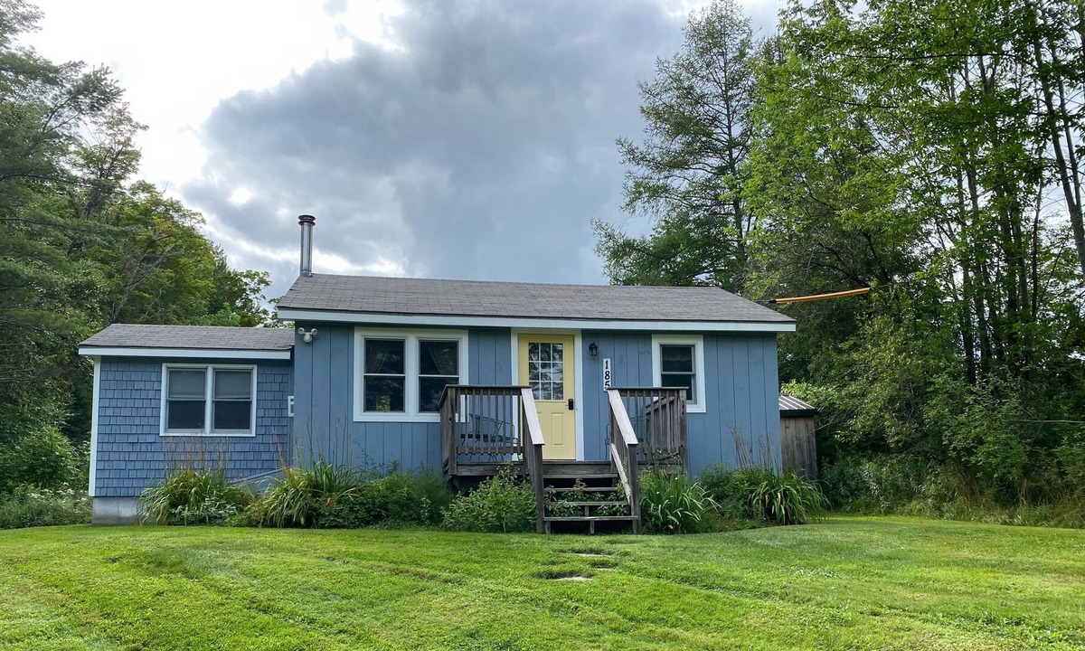 Weston Cottage | Private Mountain Cottage