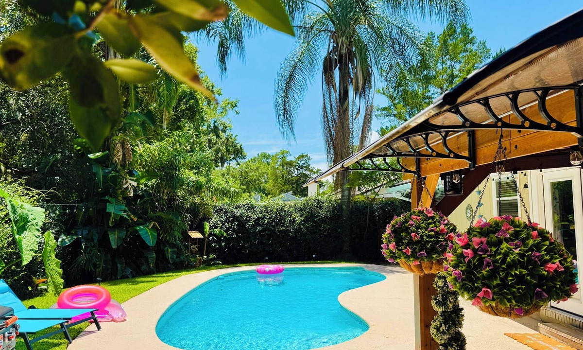 Southside House | Private Oasis: Pool & Garden Paradise, HotTub & Coffee