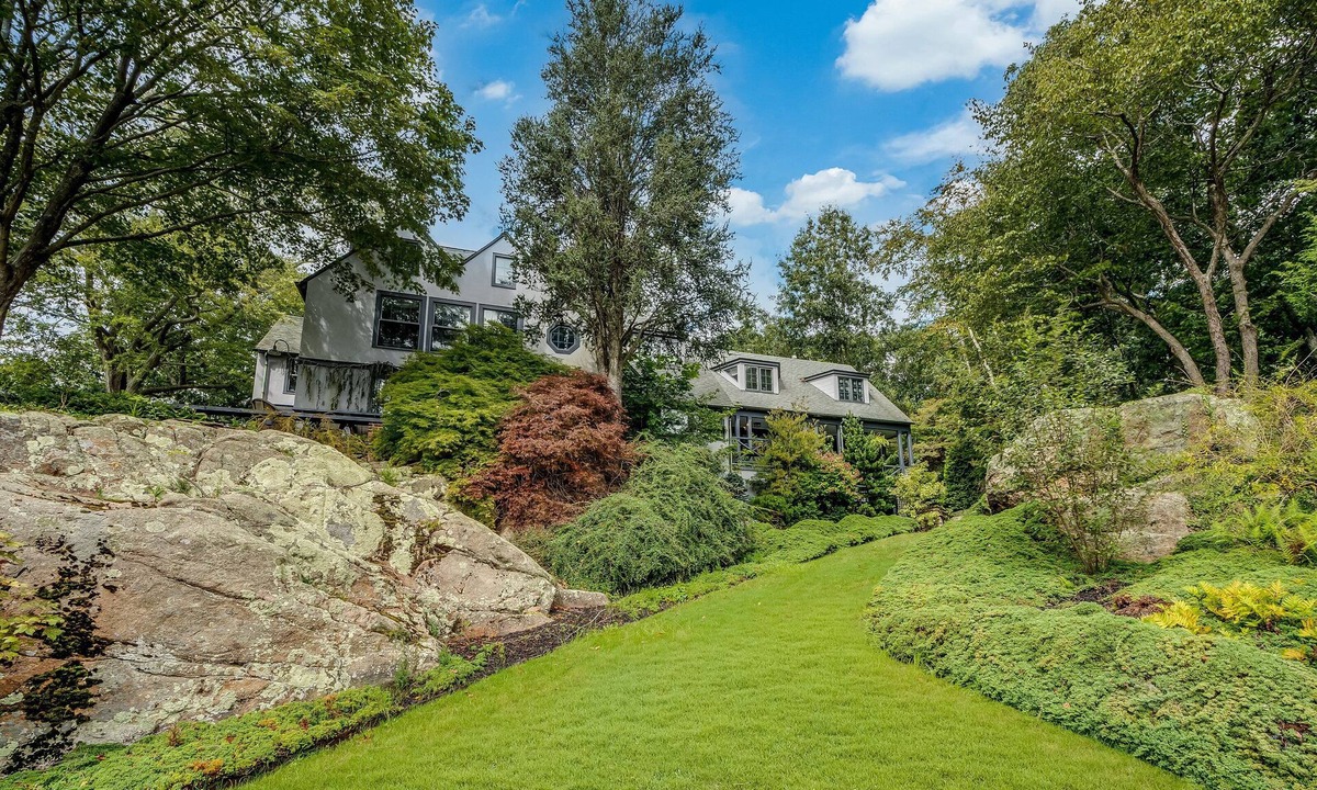 Branford House | Private Ocean Front & Healing Oasis