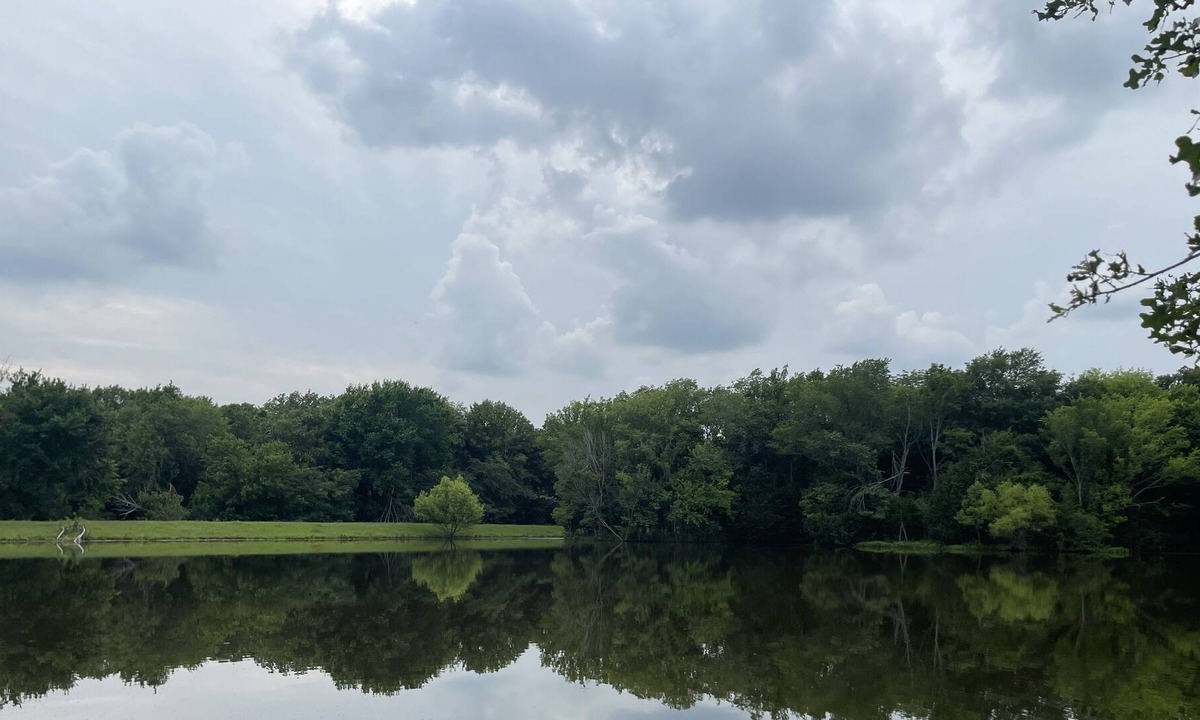 Elmo RV Rental | Private Off The Grid Campsite w/ Large Pond & Fishing