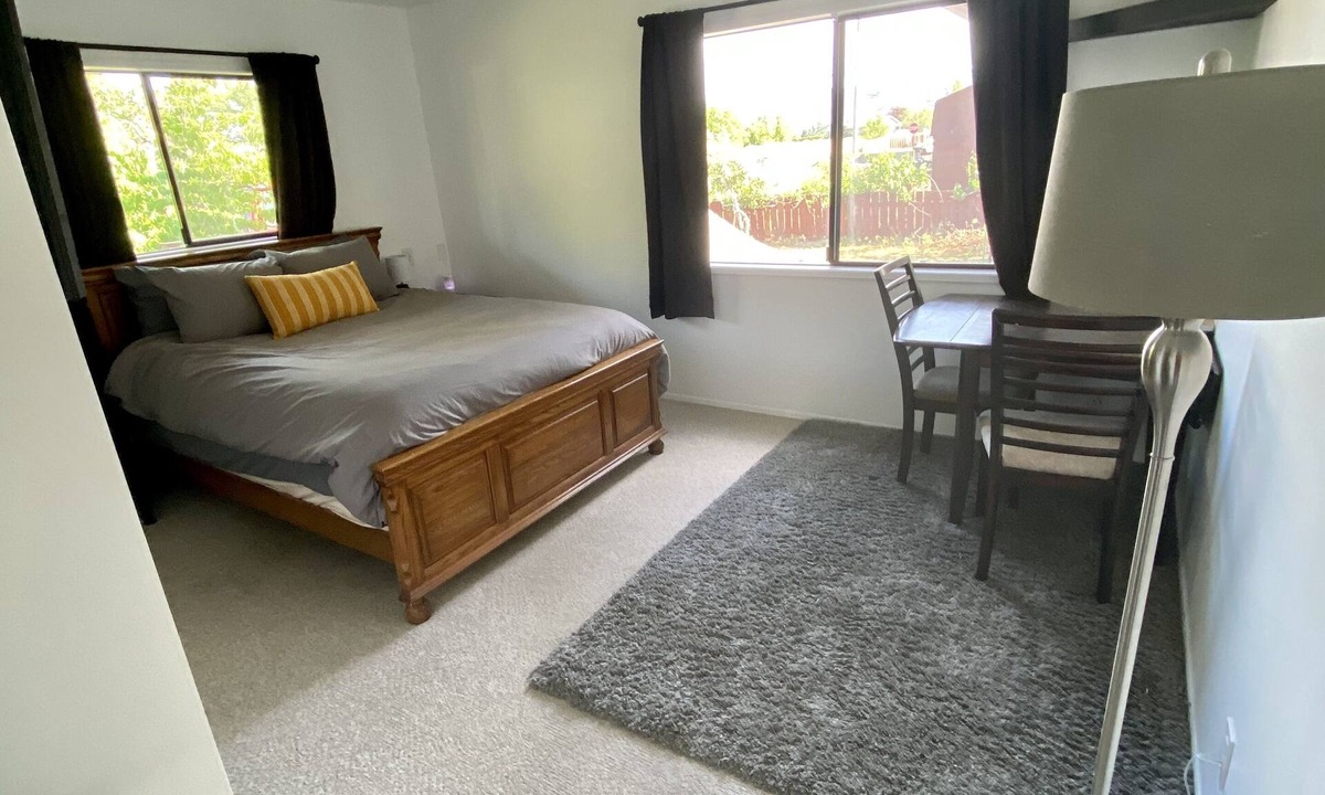 West Wenatchee House | Private one bed one bath stay