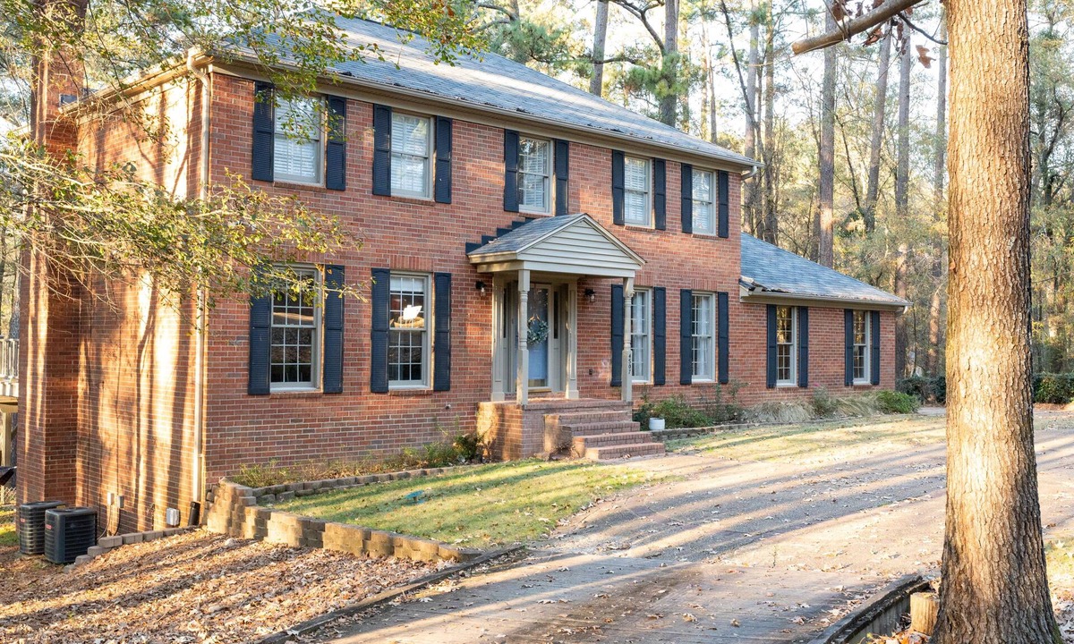 Evans House | Private Party House - Forest Masters Retreat