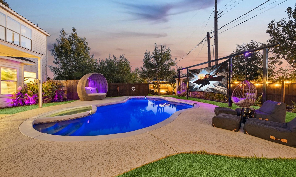 Chandler Creek House | Private Patio W/Heated Pool&Spa near DT Round Rock
