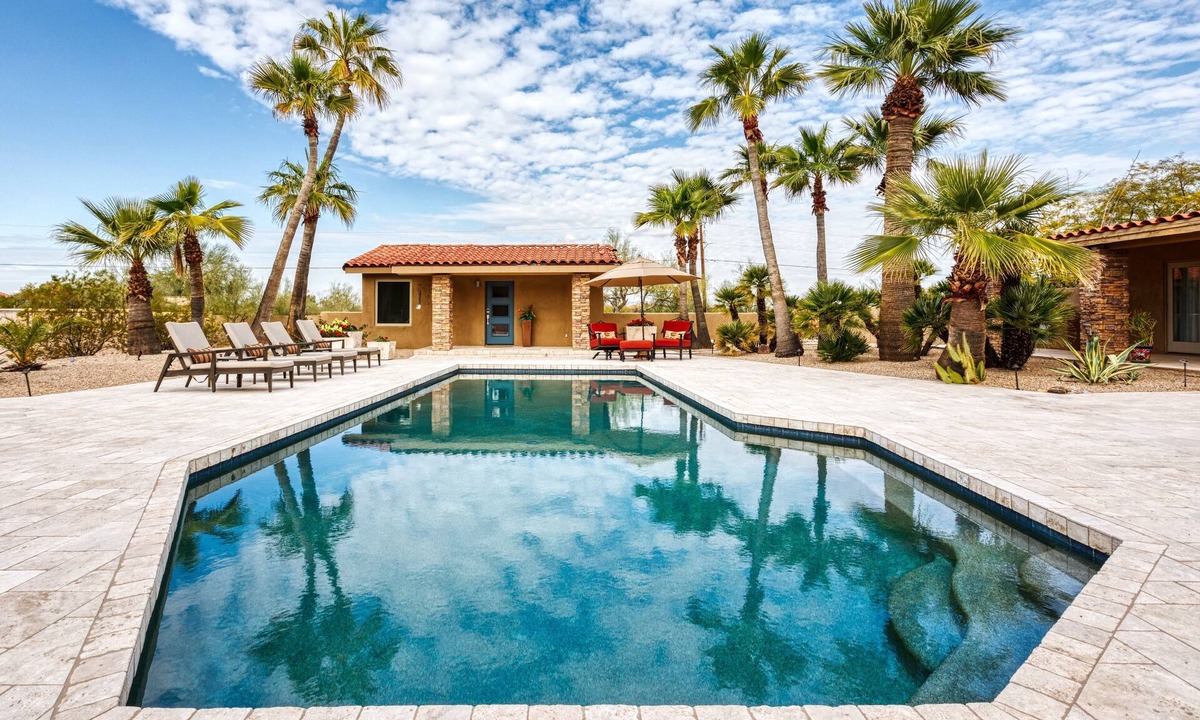 Paradise Valley Village Villa | Private Phoenician Sanctuary- Villa De Paz