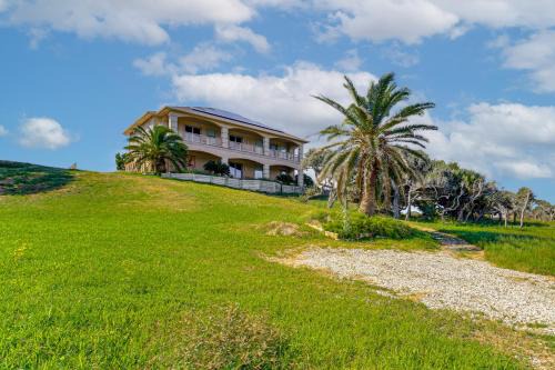 Rockport Villa | Private Pier: Waterfront Fulton Villa!