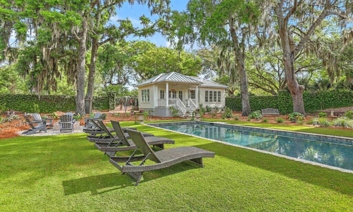 Scanlonville Cottage | Private Plantation-Style Retreat w/Pool ! (Near Downtown + Beaches)