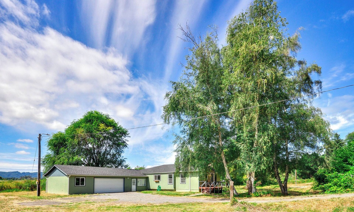 Cathlamet House | Private PNW Getaway on Puget Island!