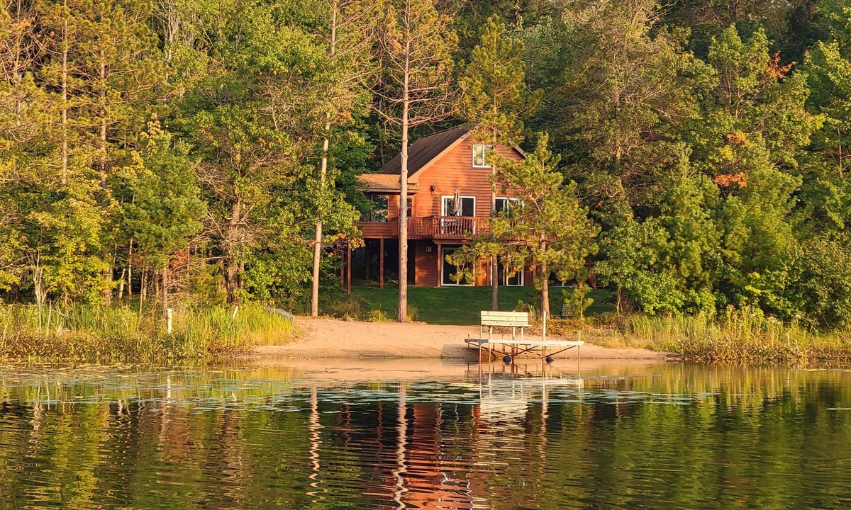 Webster Ski Chalet | Private Point Lake Chalet.