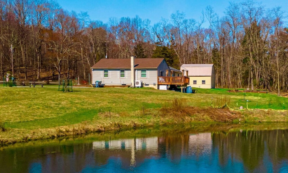 Campbell Hall House | Private Pond Cozy Home Enjoy!