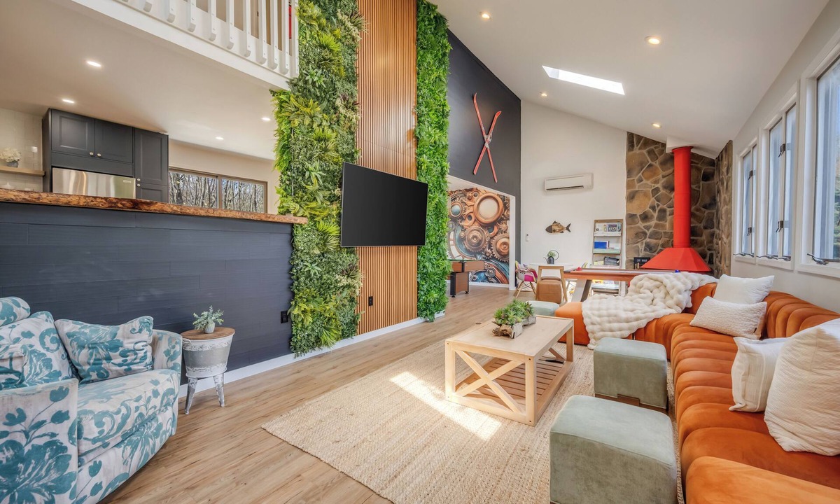 Tunkhannock Township House | Private Pool- Hot Tub- Playground- Fire Pit- Fenced In Backyard- Pets!