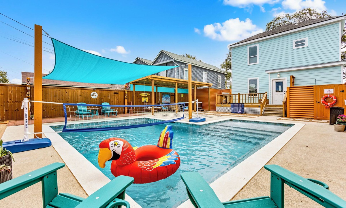 San Jacinto House | Private Pool & Hot Tub Walk to Beach 2 King Suites Pet Friendly