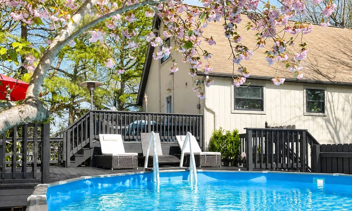 Long Pond Ski Chalet | Private Pool + Hot Tub Chalet Near Kalahari