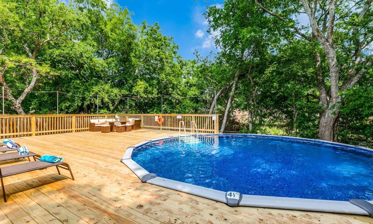 West San Antonio House | Private Pool | Near Lackland | Mothers Day Weekend