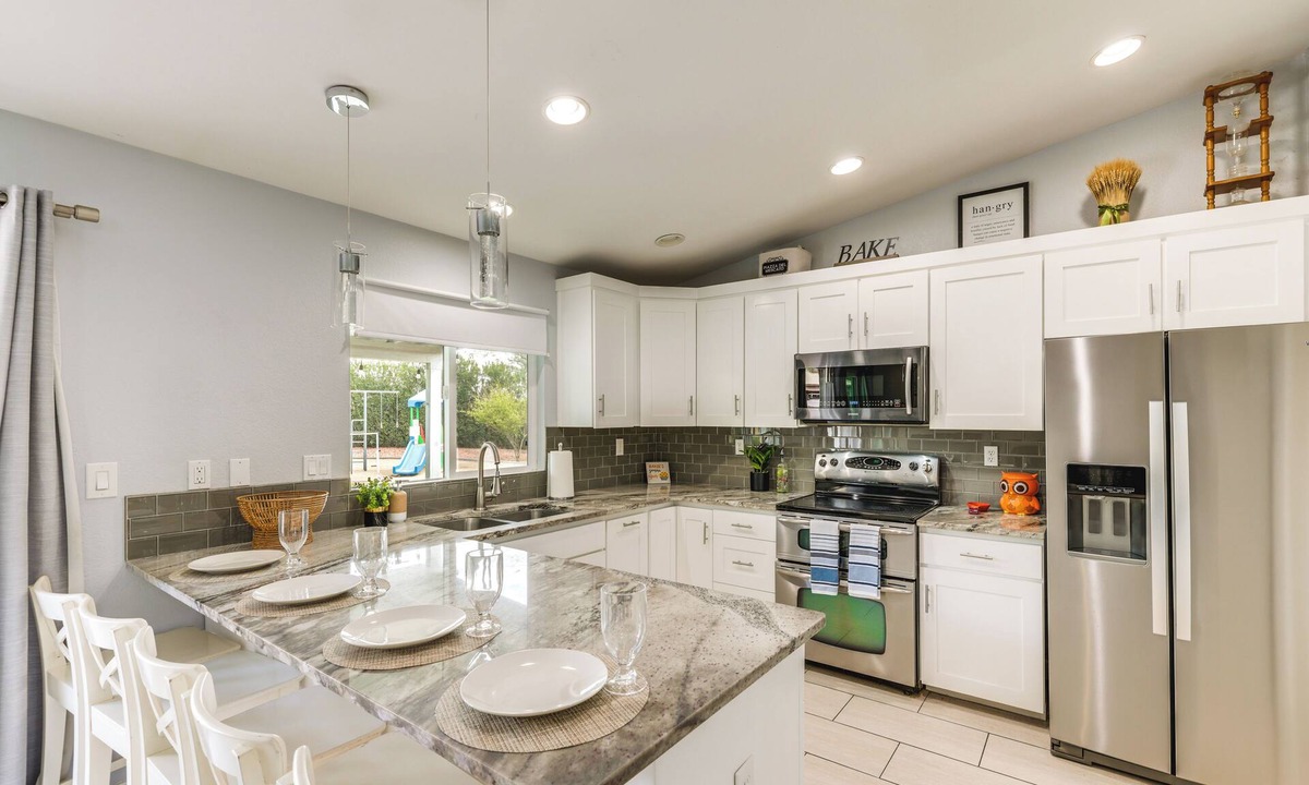 Parque Vista Estates Cottage | Private Pool & Playground: Phoenix Paradise!