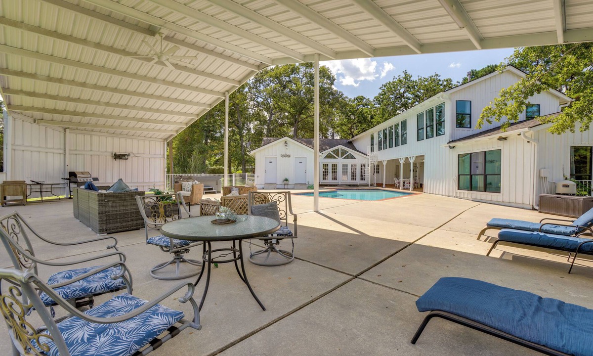 Magnolia House | Private Pool: Spacious & Secluded Magnolia Cottage