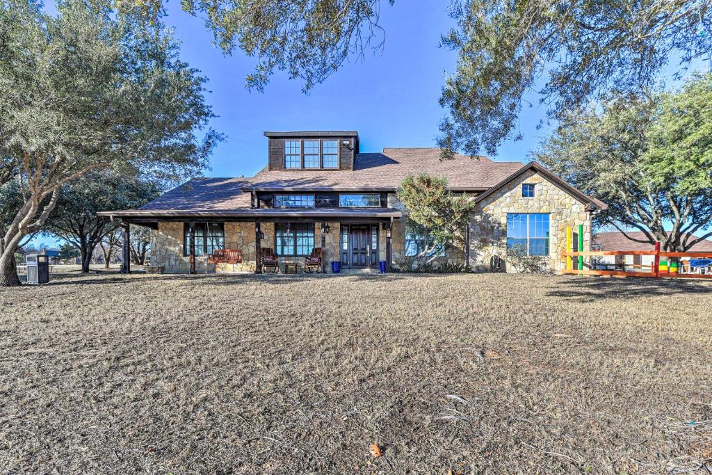 Argyle Villa | Private Pool: Spacious & Vibrant Argyle Villa!