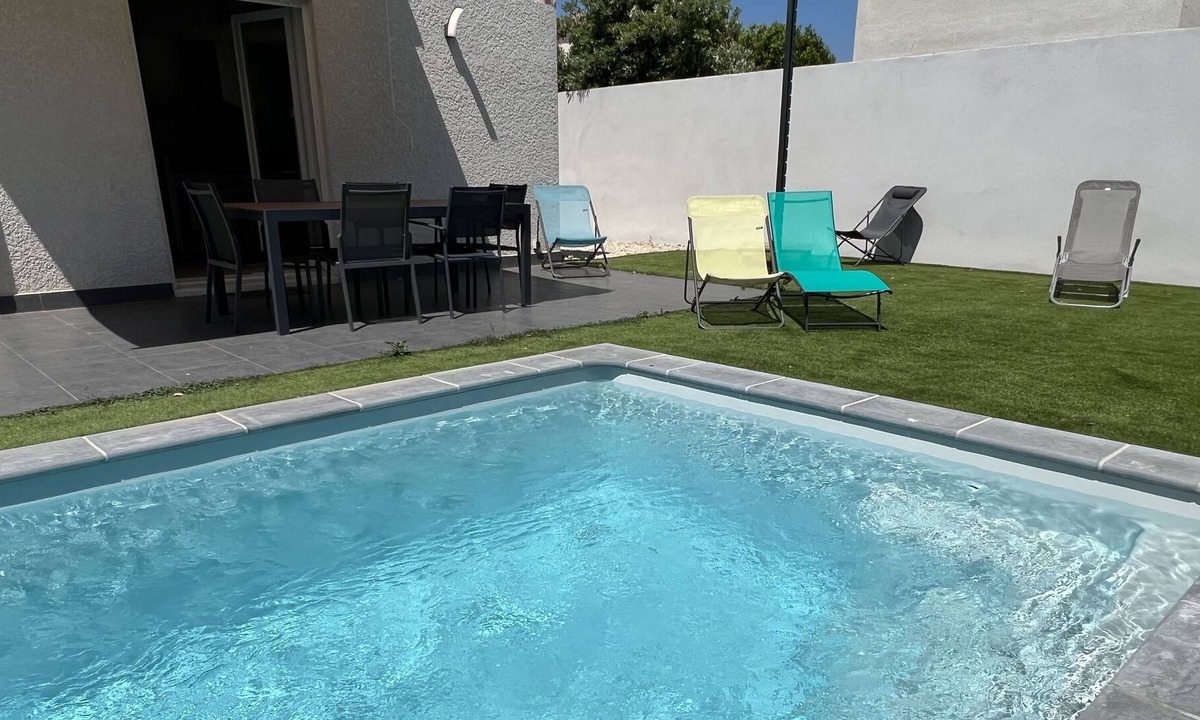 Vendres Villa | Private pool, terrace, garden, plancha, 6 people