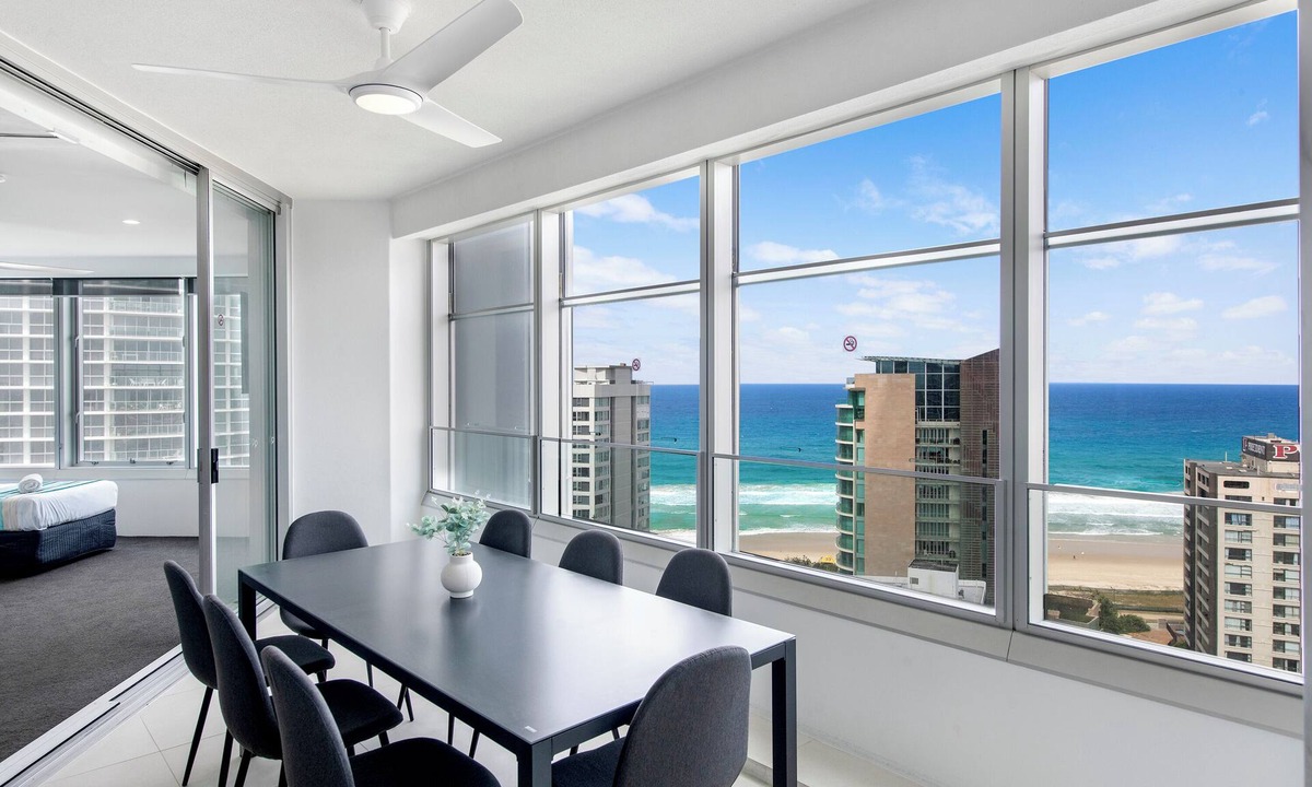 Surfers Paradise Apartment | Private Q Tower Apartments - Wow Stay