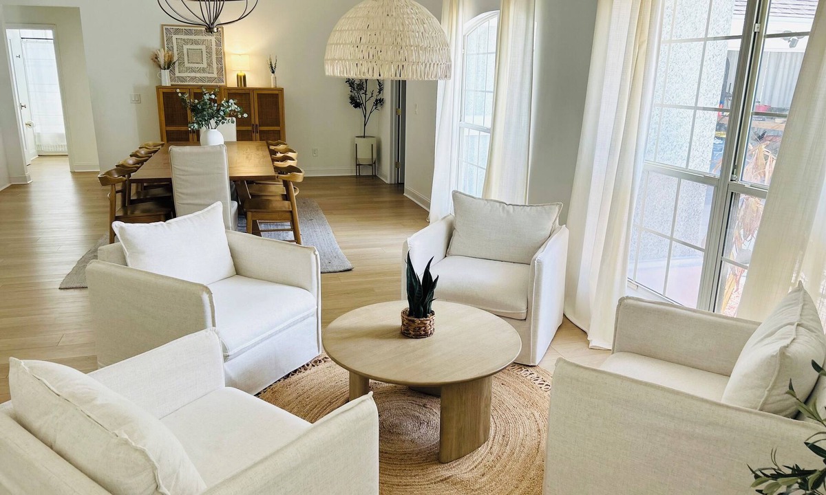 Arlington House | Private, Quiet Pool Retreat Near Mayo, Beaches, & Golf-2550 SF Luxe Stay