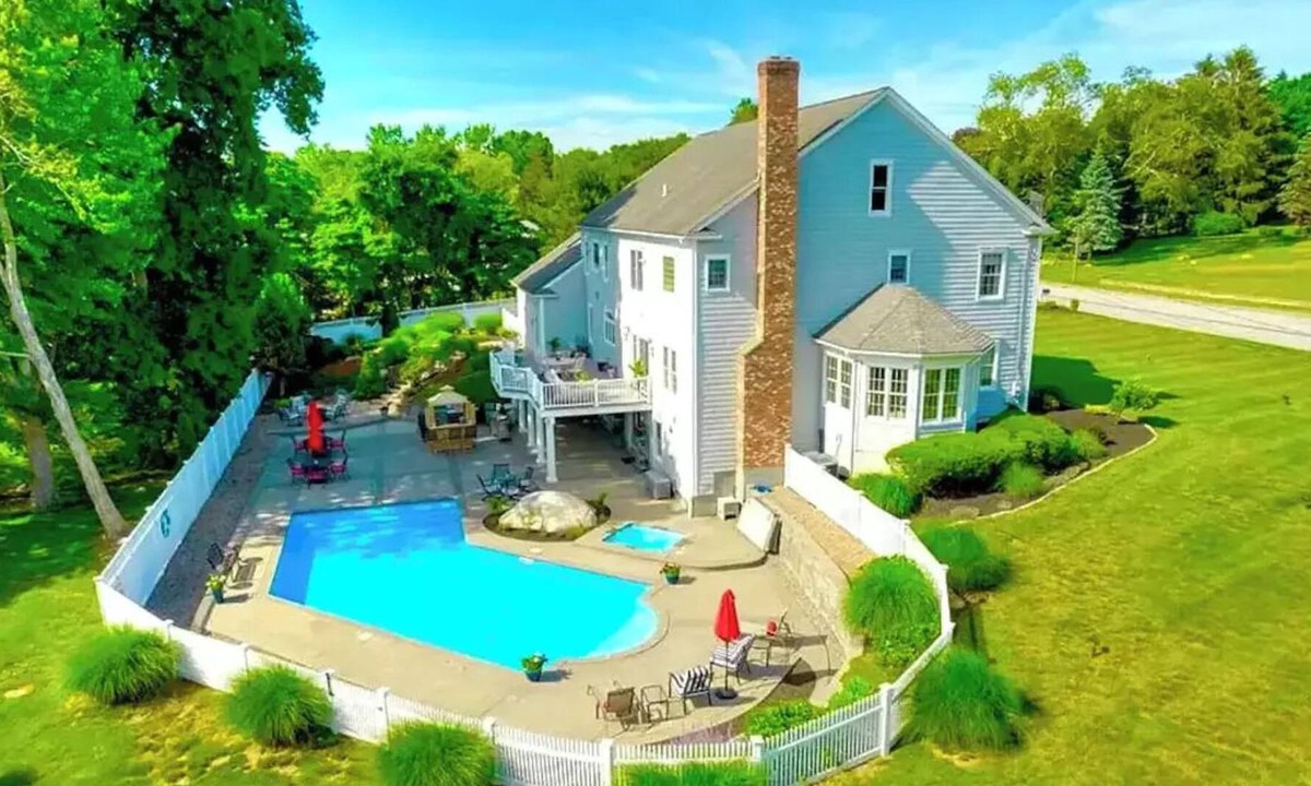 Waterford House | Private Resort/ Vacation House