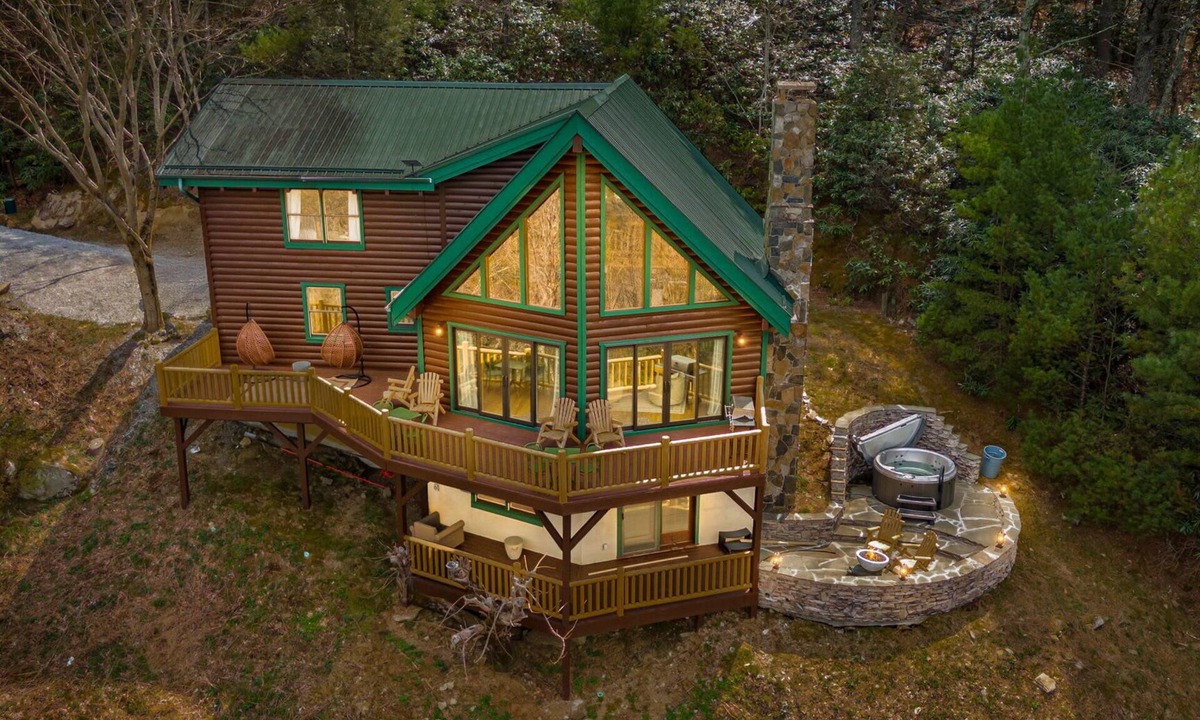 Apple Ridge House | Private Retreat w/Views, Hot Tub + Game Room