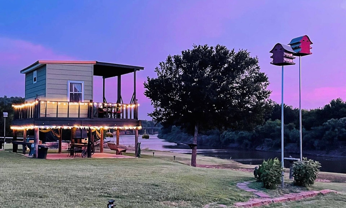 South Bend Cabin | Private Romantic River Front Hideaway with Cabin and RV Hookups