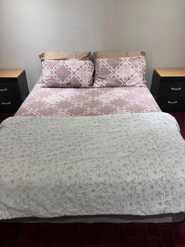 Fletchers Creek South House | Private Room Near Toronto Airport