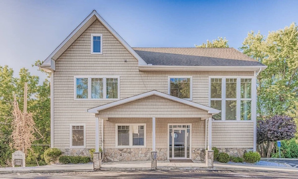 Danbury Apartment | Private Room W/Private Bathroom l Shared Kitchen