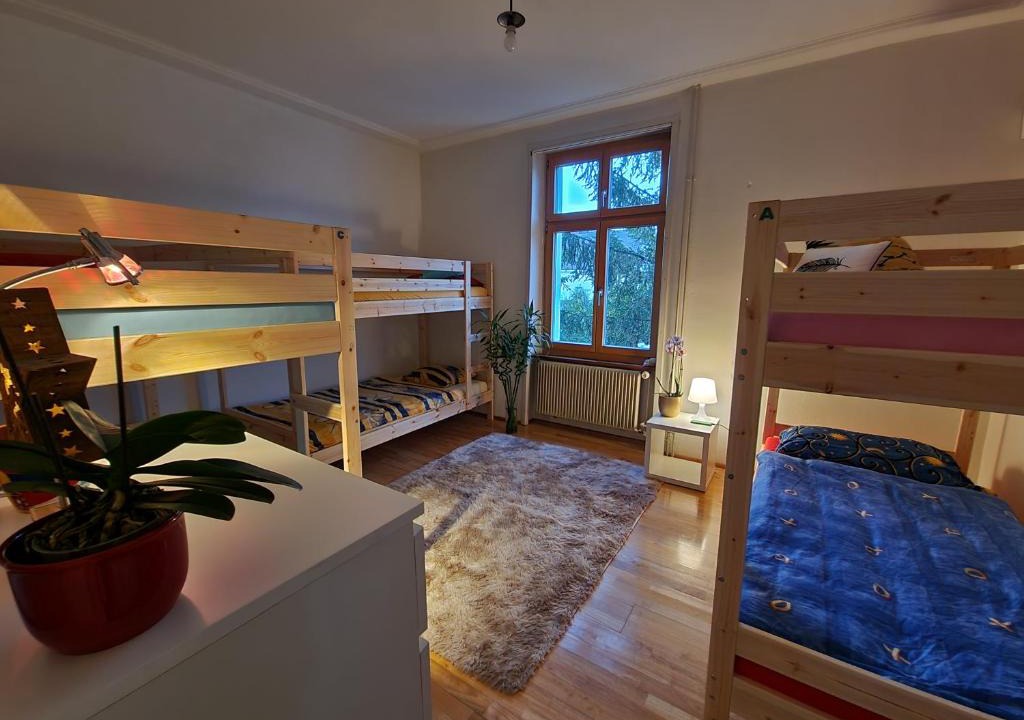 Munchenstein House | Private room with 6 beds, for groups or for family