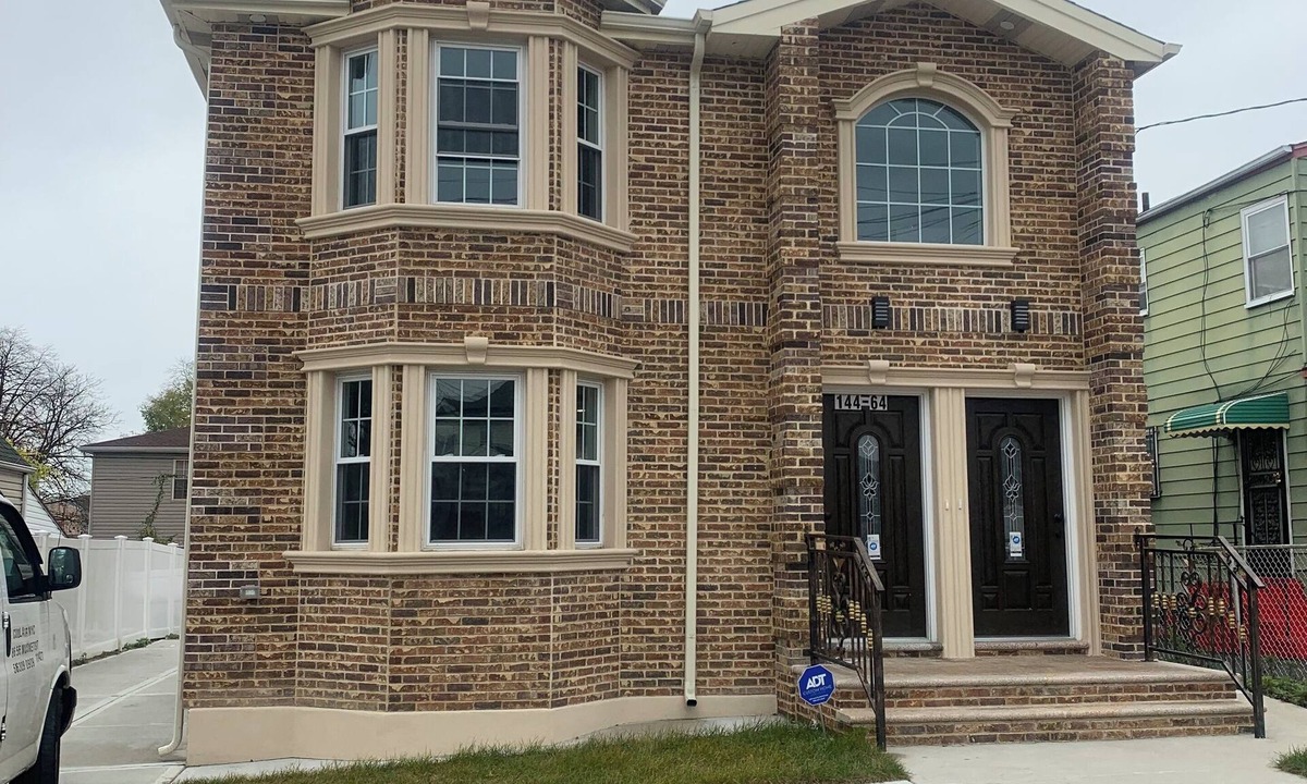 Rochdale House | Private room with attach bathroom near JFK