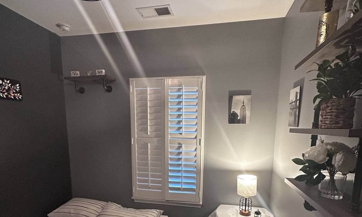 Morgan House | Private Room - Wwalkable to the Beach