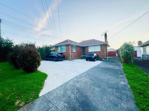 Mount Wellington House | PRIVATE ROOMS IN CENTRAL AUCKLAND