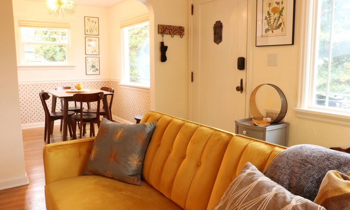 Roosevelt House | Private Roosevelt Home 6 Blocks from Light Rail