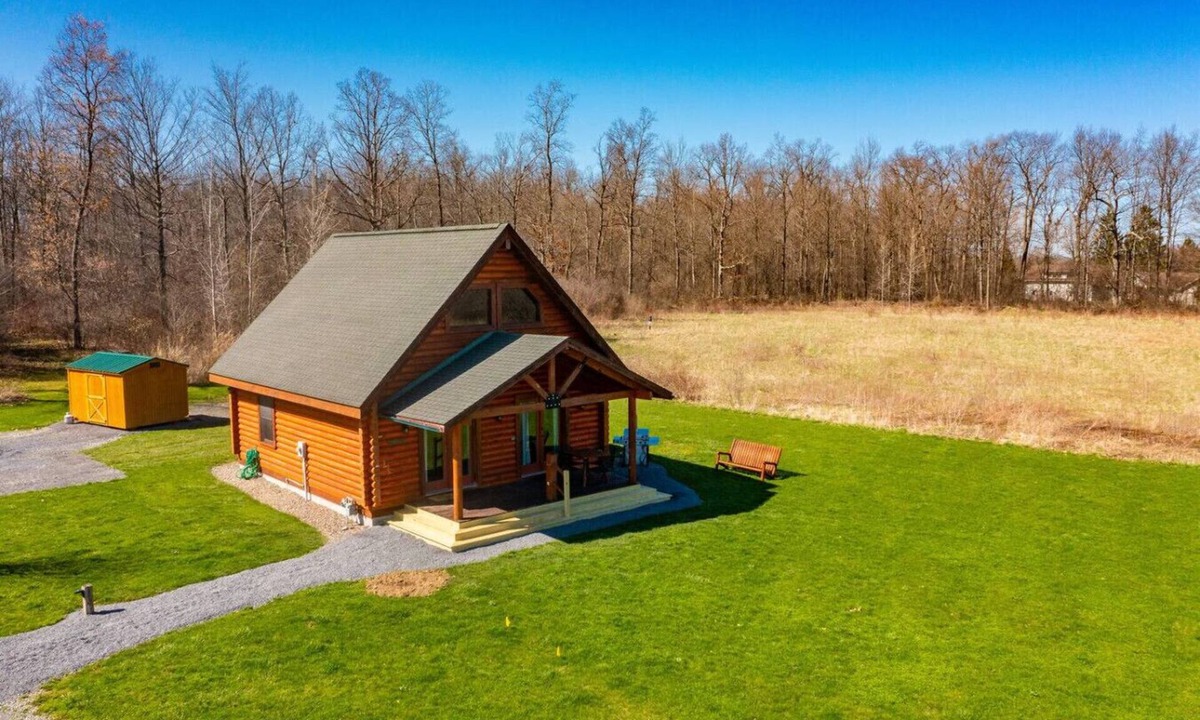 Geneva Cabin | Private Seneca Lake View Cabin, Walkable, Wineries, Fire Pit, Near Geneva!
