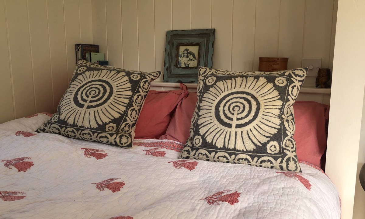 Eleighwater Cabin | Private Shepherd’s Hut