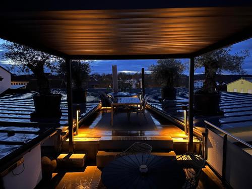 Roding Apartment | Private Spa Loft