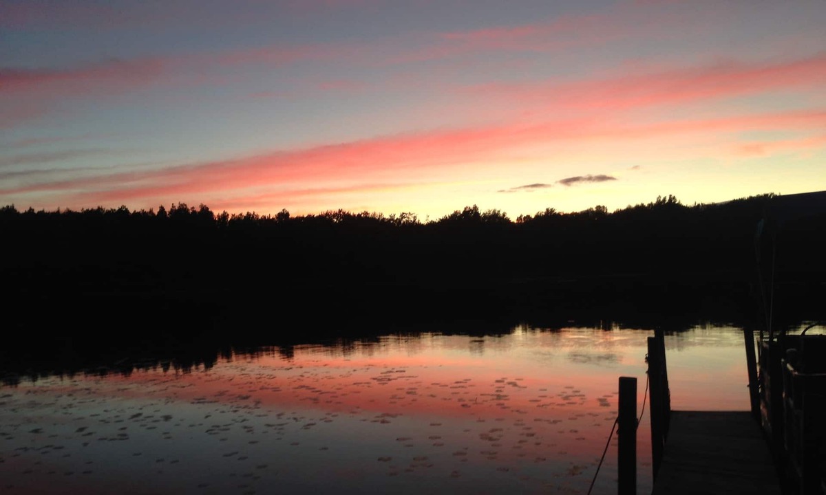 Mayfield Cabin | Private spacious lakefront lodge on 180 acres.