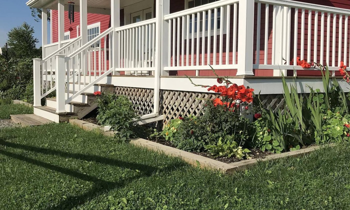 Hope Apartment | Private studio in renovated barn with EV Charging Station Available