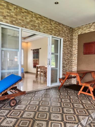 Kediri House | Private Studio Near Kedungu Beach Cozy & Affordable