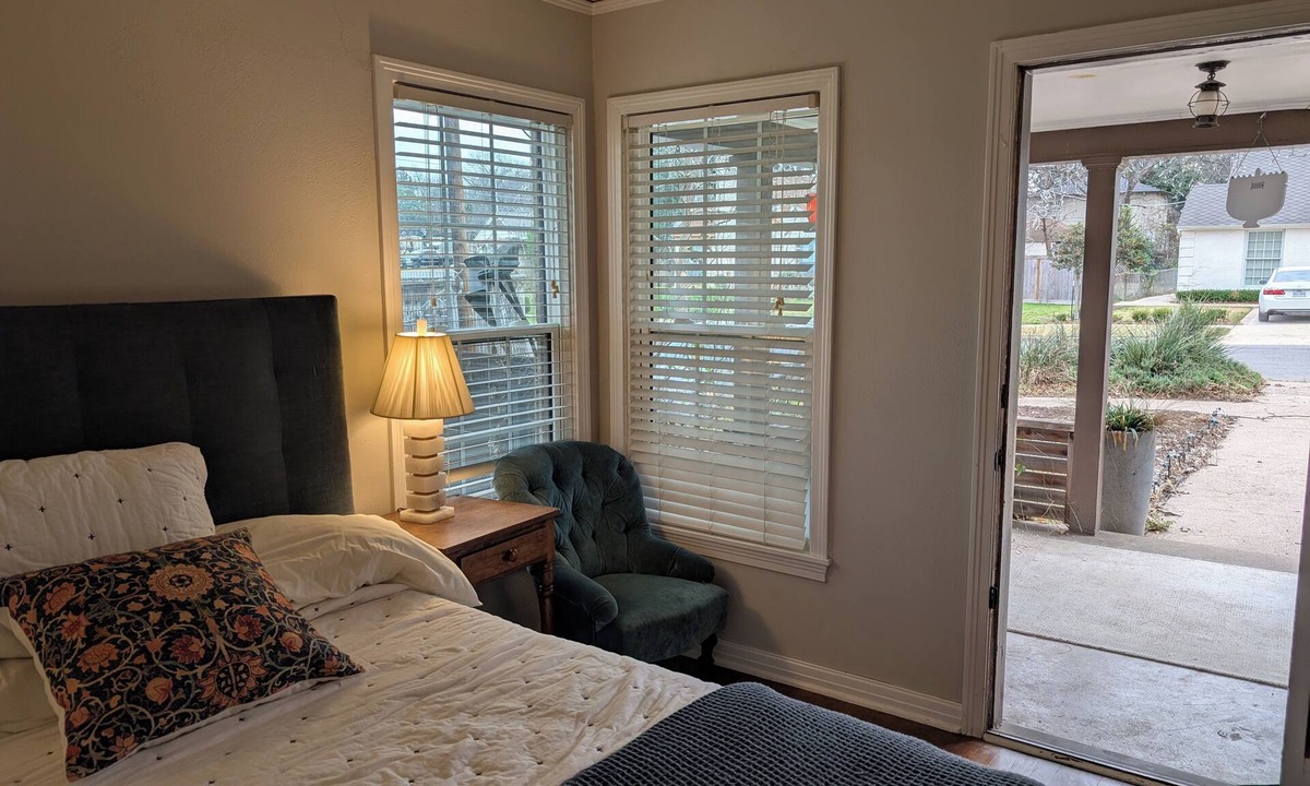 Oak Cliff Apartment | Private Studio · Oak Cliff/Bishop Arts