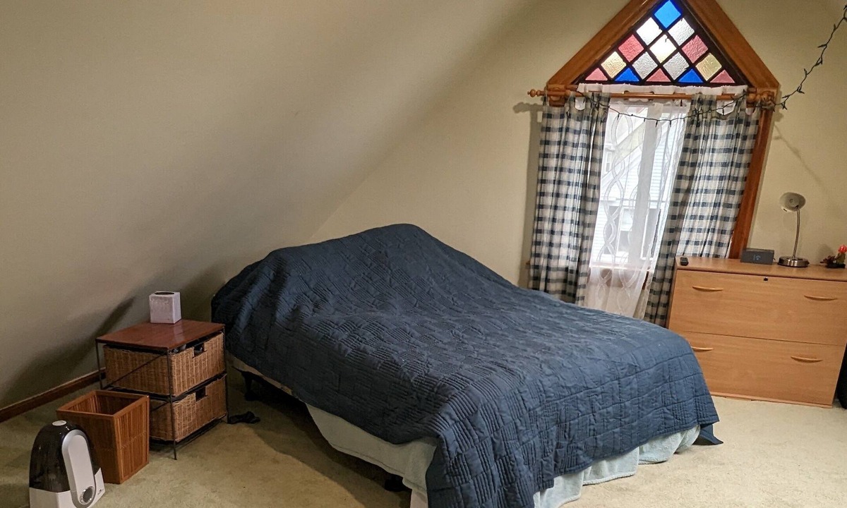 Hyde Square Apartment | Private Studio on top floor!