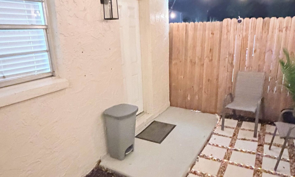 Greater Palm River Point CDC Apartment | Private studio with separate entrance