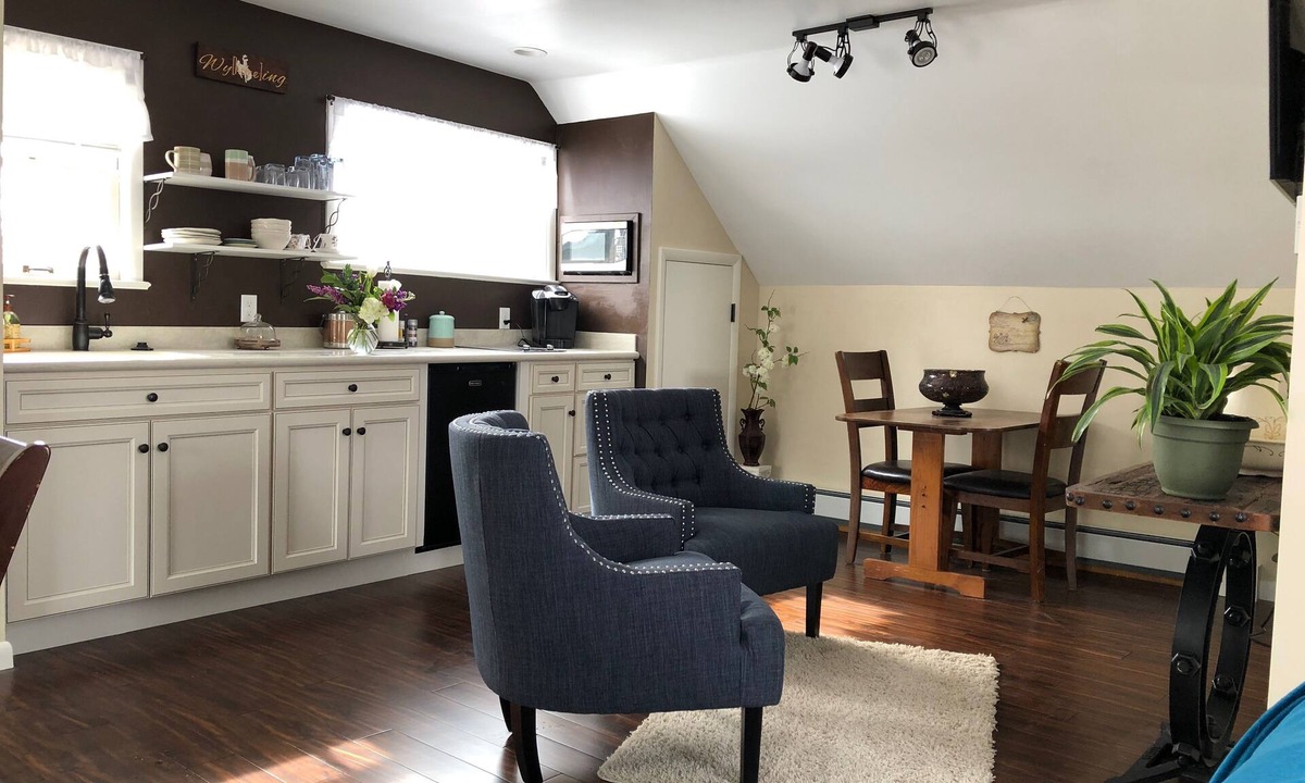 Laramie House | Private updated studio in ideal location